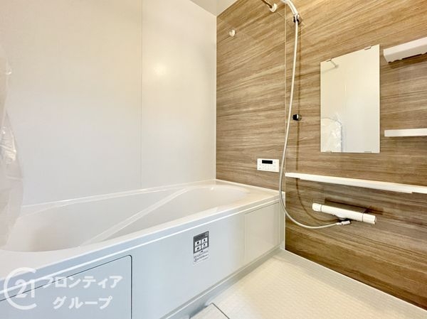 城陽市寺田深谷　新築一戸建て　１期　２号棟