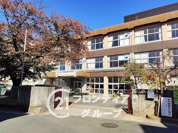 宇治市木幡御蔵山　新築一戸建て　１期　1号地(宇治市立木幡小学校)
