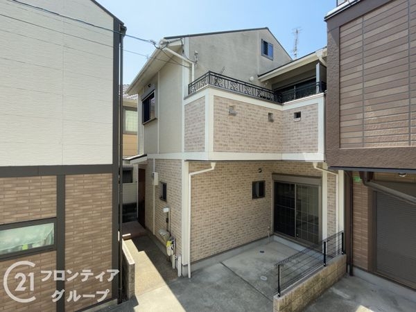 京都市南区上鳥羽西浦町　中古一戸建て