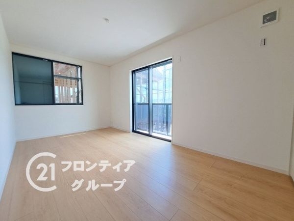 京都市伏見区久我御旅町の中古一戸建て
