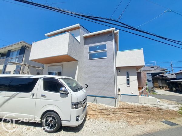 京都市伏見区久我本町　新築一戸建て