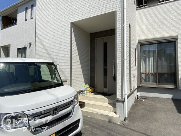 八幡市八幡女郎花　中古一戸建て