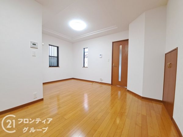 京都市伏見区久我西出町の中古一戸建て
