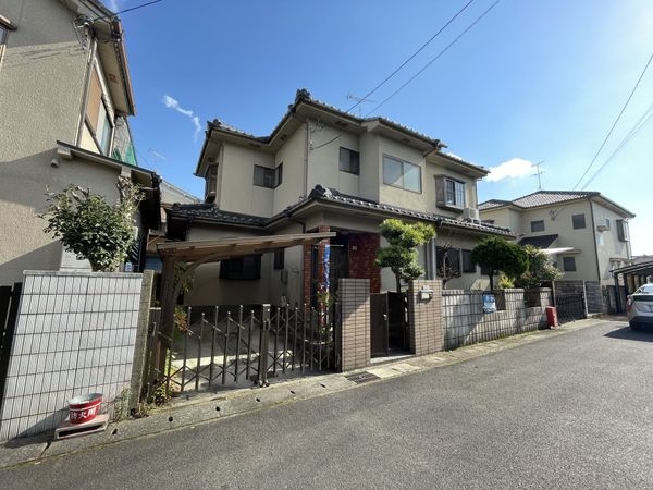 宇治市伊勢田町南遊田の中古一戸建て