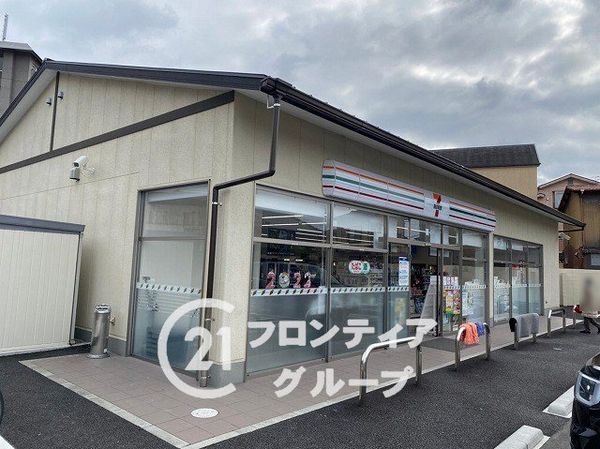 京都市伏見区醍醐下山口町の中古一戸建て(セブンイレブン伏見醍醐辰己町店)