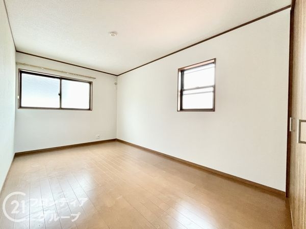 向日市寺戸町中村垣内の中古一戸建て