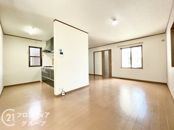 向日市寺戸町中村垣内の中古一戸建て