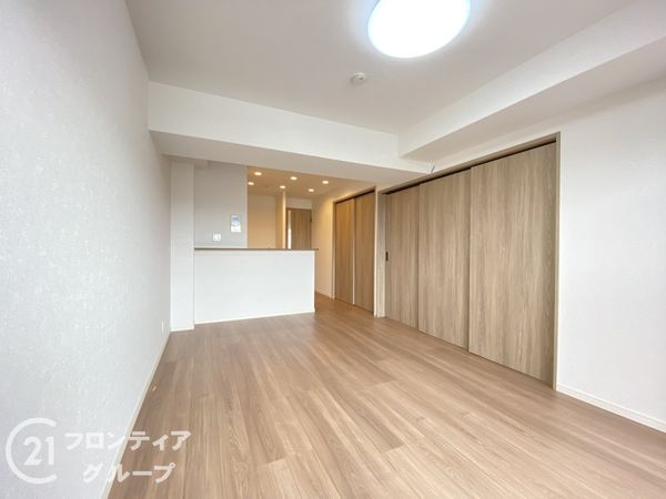 サンロイヤル新田辺アカデミア1号館　中古マンション