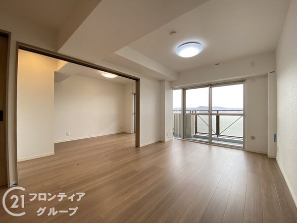 サンロイヤル新田辺アカデミア1号館　中古マンション