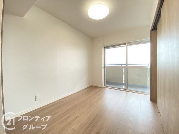 サンロイヤル新田辺アカデミア1号館　中古マンション
