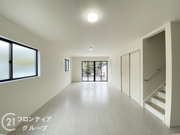 八幡市男山吉井　新築一戸建て　1期　全１区画