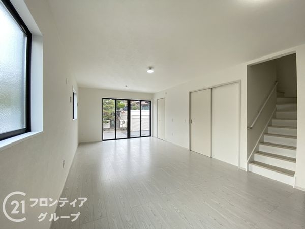 八幡市男山吉井　新築一戸建て　1期　全１区画