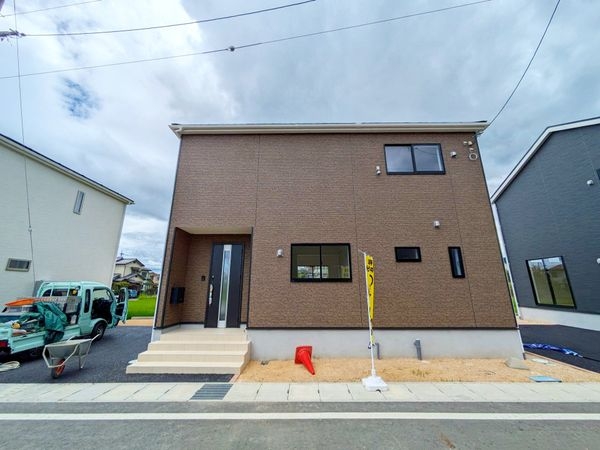 大津市雄琴５丁目　新築一戸建て　第２２　２号棟