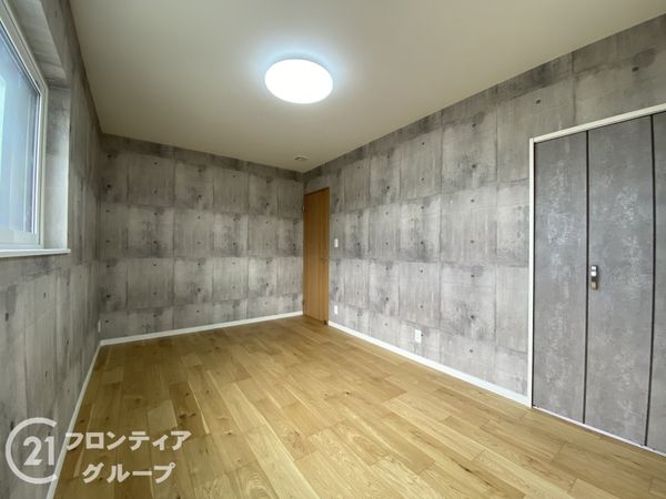 久世郡久御山町栄３丁目の中古一戸建て