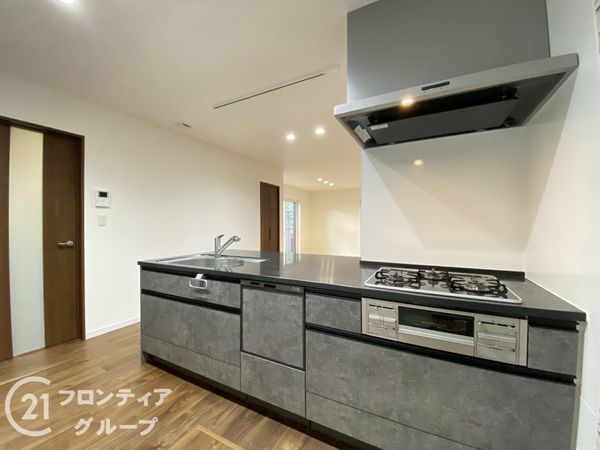 久世郡久御山町栄３丁目の中古一戸建て