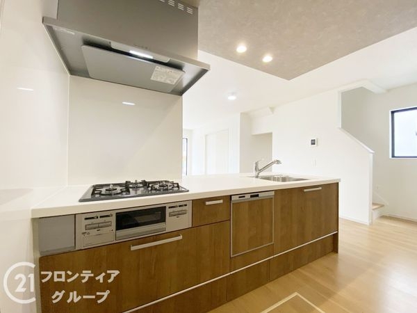 京都市伏見区醍醐大高町　新築一戸建て　１期　1号棟