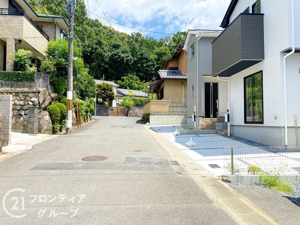 京都市伏見区醍醐大高町　新築一戸建て　１期　２号棟