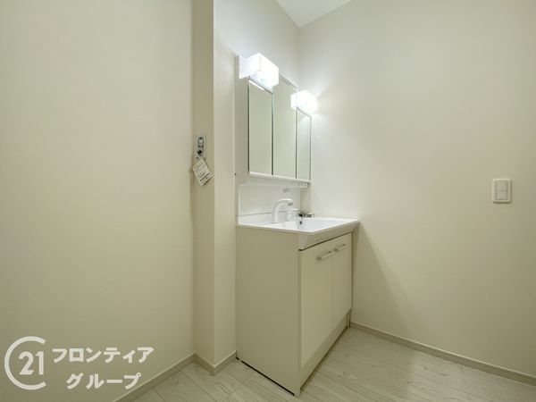 京都市伏見区醍醐大高町　新築一戸建て　１期　２号棟