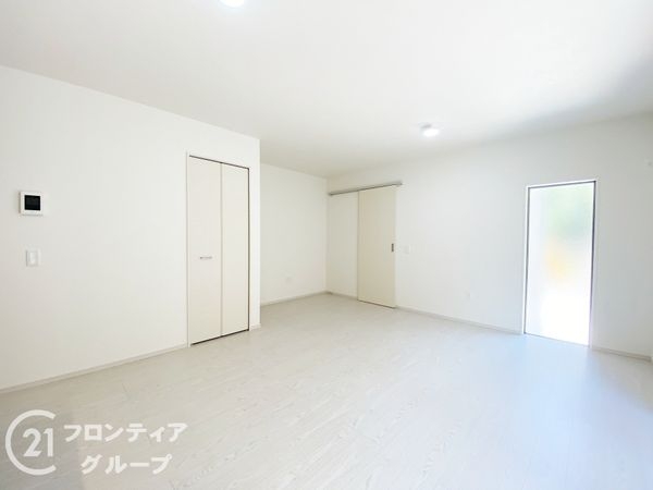 京都市伏見区醍醐大高町　新築一戸建て　１期　２号棟