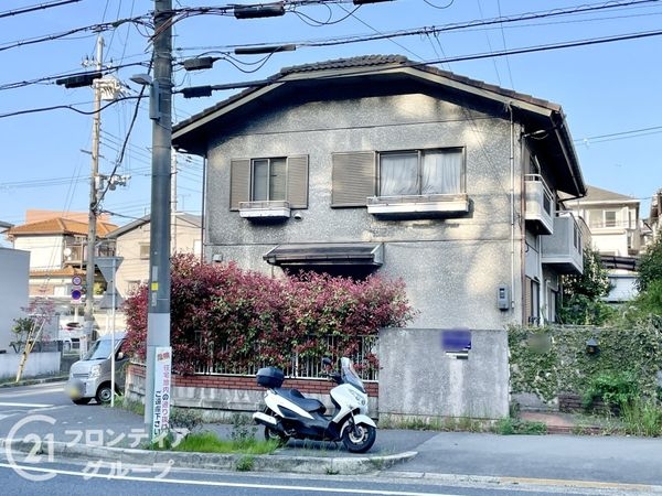 宇治市折居台１丁目の中古一戸建て
