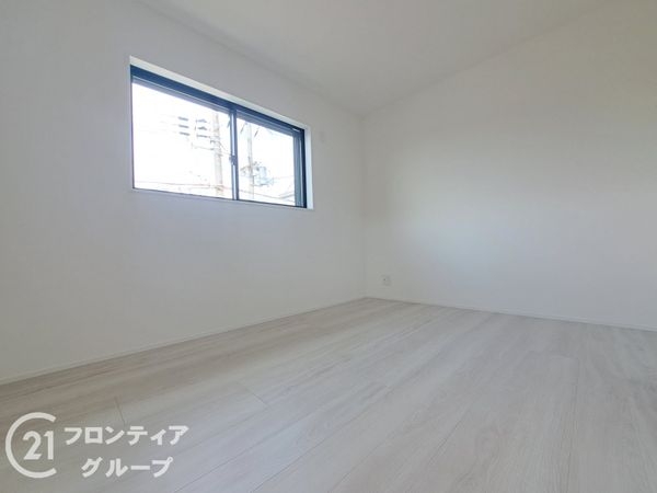 京都市山科区小山南溝町　新築一戸建て