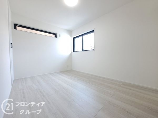 京都市山科区小山南溝町　新築一戸建て