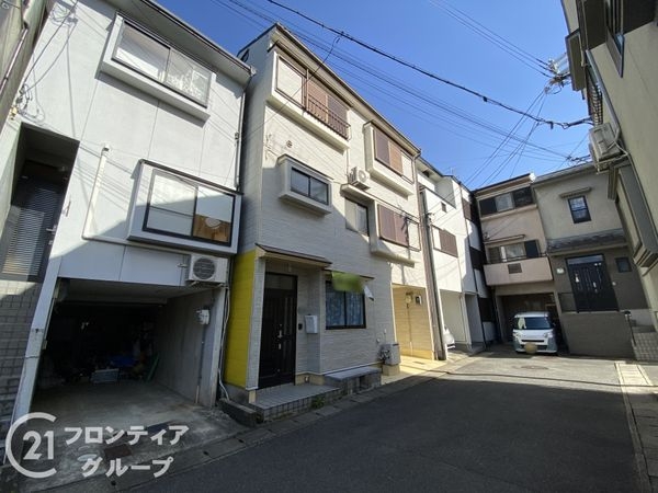 京都市南区久世殿城町の中古一戸建て