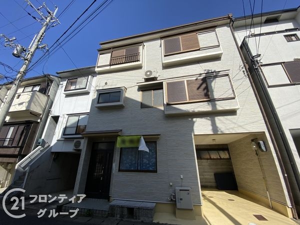 京都市南区久世殿城町の中古一戸建て