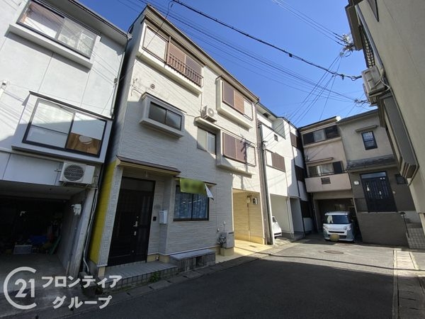京都市南区久世殿城町の中古一戸建て