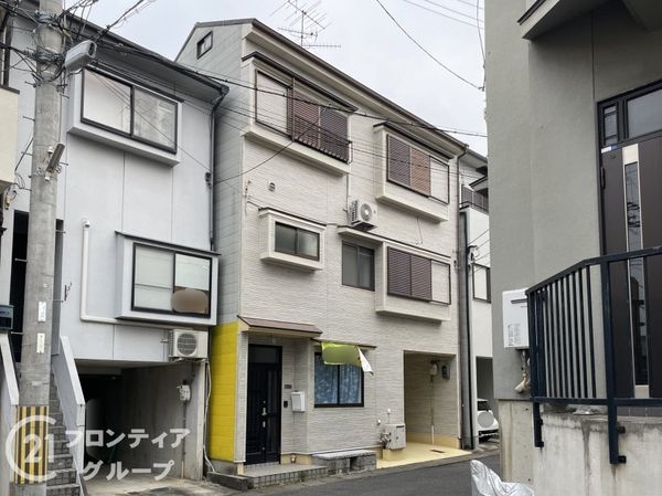 京都市南区久世殿城町　中古一戸建て