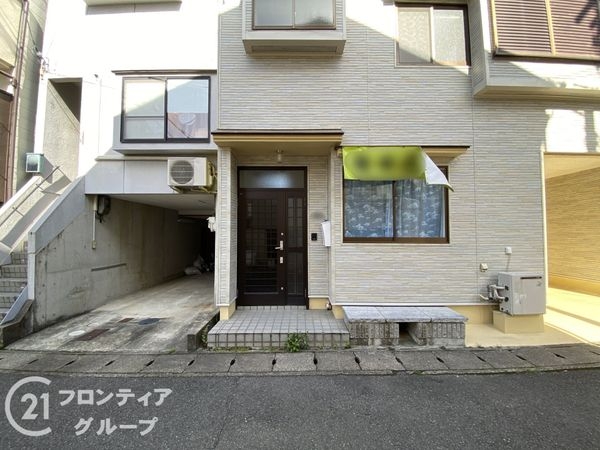 京都市南区久世殿城町の中古一戸建て
