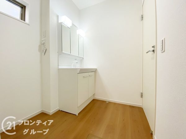 京都市山科区御陵原西町　新築一戸建て　２期　１号地