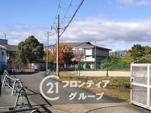 京都市伏見区横大路松林の中古一戸建て(京都市立洛水中学校)
