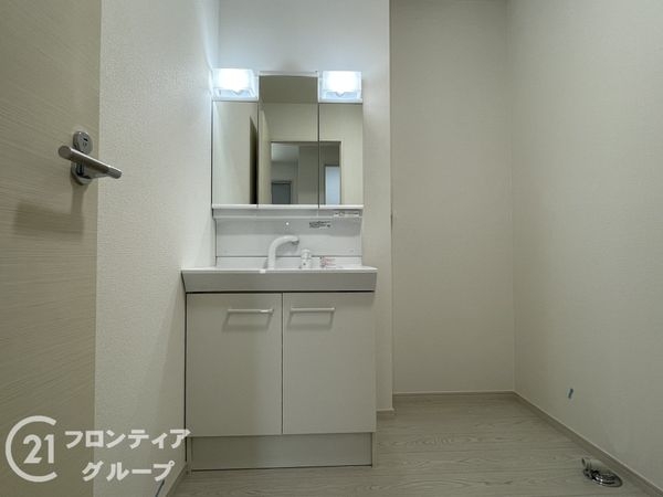 京都市山科区西野楳本町　新築一戸建て