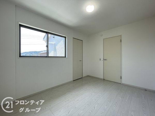 京都市山科区西野楳本町　新築一戸建て
