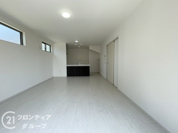 京都市山科区西野楳本町　新築一戸建て