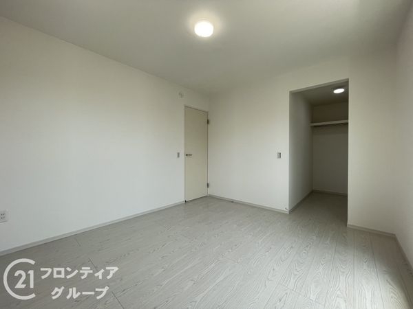 京都市山科区西野楳本町　新築一戸建て