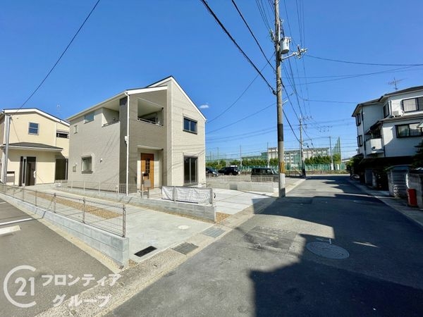 宇治市伊勢田町南遊田　新築一戸建て　２期　２号棟