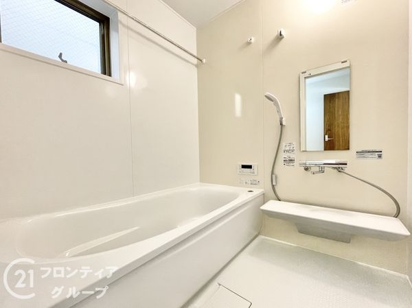 宇治市伊勢田町南遊田　新築一戸建て　２期　２号棟
