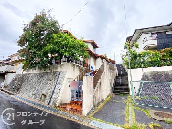 城陽市富野森山の中古一戸建て