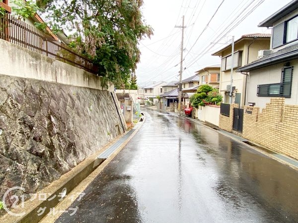城陽市富野森山の中古一戸建て