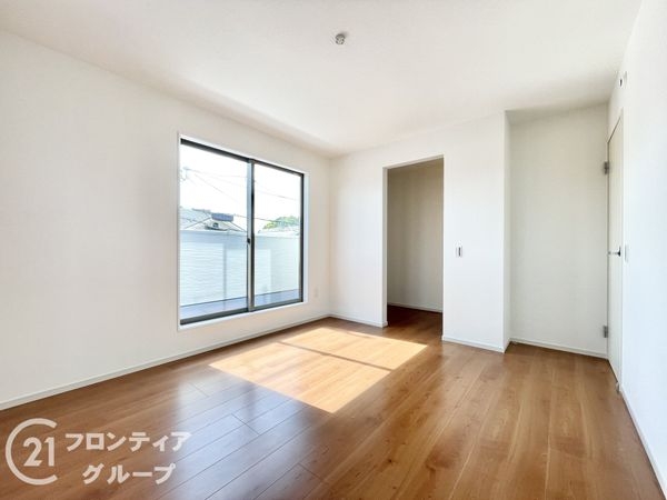 京都市伏見区日野西大道町　新築一戸建て　２期　２号棟