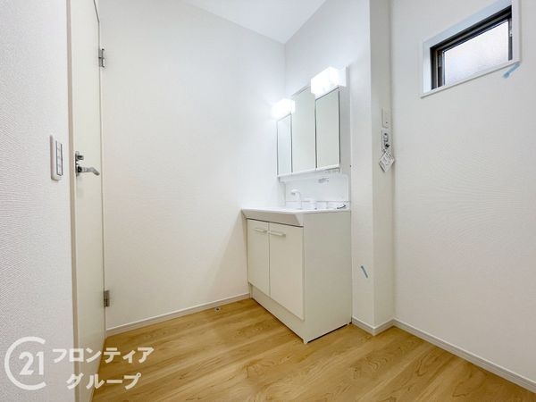 京都市伏見区日野西大道町　新築一戸建て　２期　１号棟