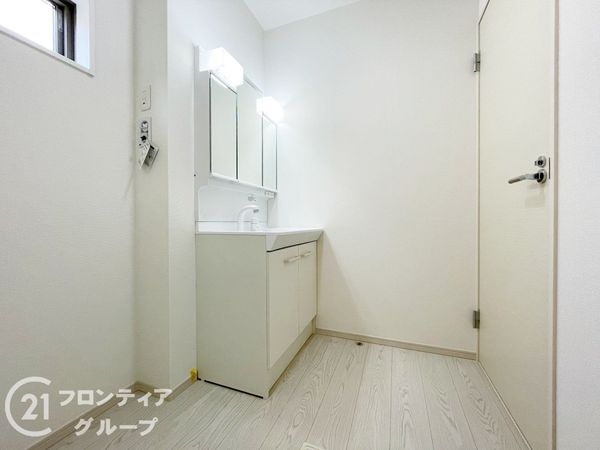 京都市伏見区日野西大道町　新築一戸建て　２期　３号棟