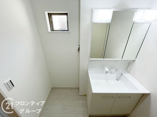 京都市伏見区日野西大道町　新築一戸建て　２期　３号棟