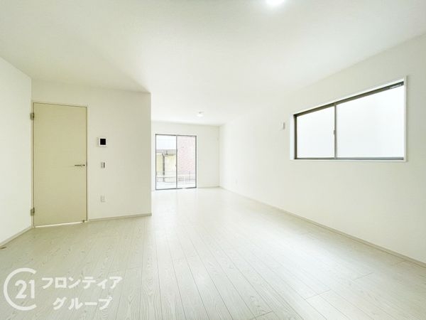 京都市伏見区日野西大道町　新築一戸建て　２期　３号棟