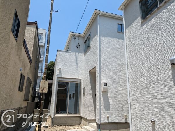 大津市中央１丁目　新築一戸建て　2号棟