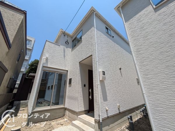 大津市中央１丁目　新築一戸建て　2号棟