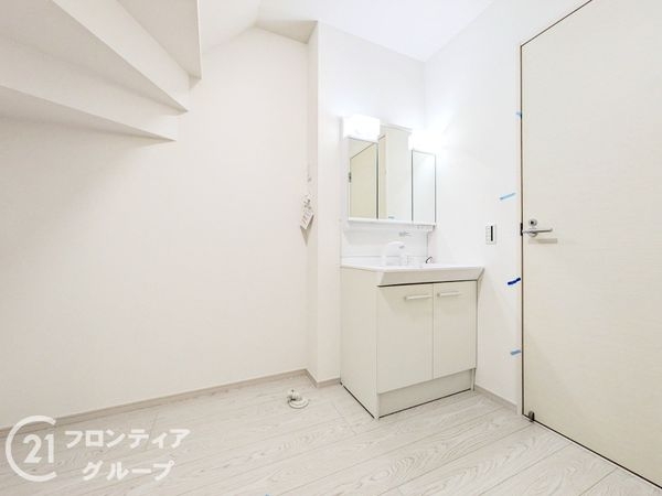 大津市中央１丁目　新築一戸建て　１期　2号棟