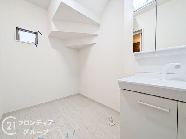 大津市中央１丁目　新築一戸建て　１期　2号棟